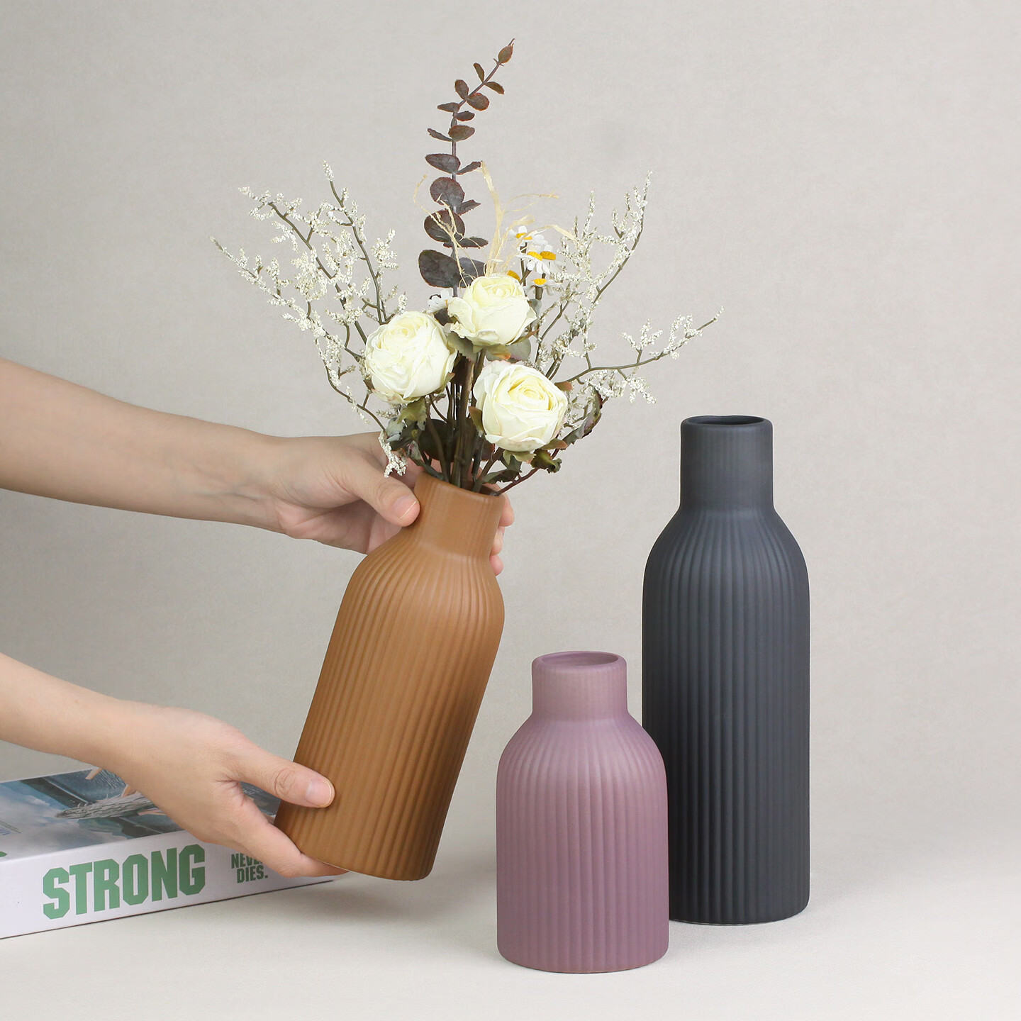 Qiju Yaji Ceramic Vase Nordic Morandi Color Luxury Light Decoration Fresh Flower Water Table Arrangement 3-Piece Set 20229 3