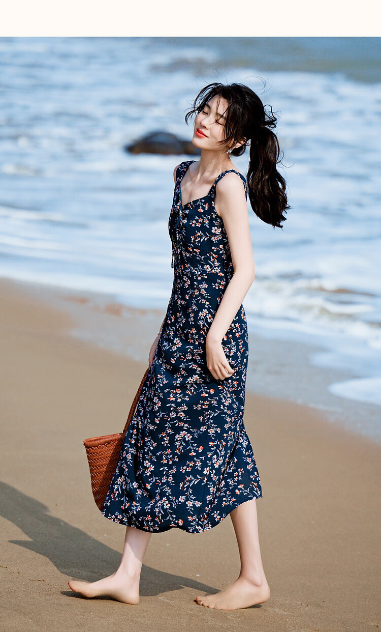 Dme [Xiao Xing Gan "Da Ji" Dress], Summer Holiday Style, Small Floral Print, Spaghetti Strap, Bodycon, Waist-Cinching Women's Dress 10
