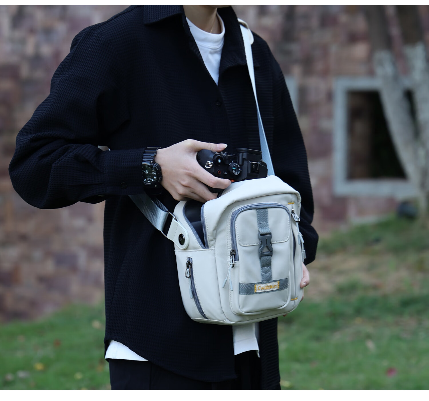 CWATCUN Kaden Single Shoulder Crossbody Handheld Camera Bag One Body One Lens Waterproof Backpack Daily Commuting for Fuji Sony Nikon Canon 20