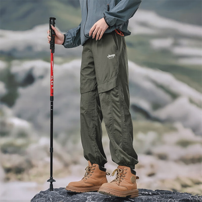 JEEP Men's Tactical Pants, Spring Outdoor Waterproof Windproof Casual Trousers, Loose-Fitting Breathable Hiking Pants, Black, Size L