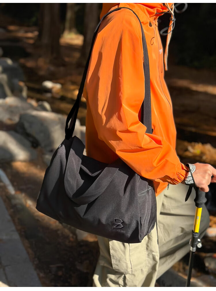 Banzheni Travel Bag for Men And Women, Large Capacity, Can Be Attached to Luggage Handle, Storage Bag for Maternity Leave, Business Trip, Fitness, Handheld And Crossbody Bag 3