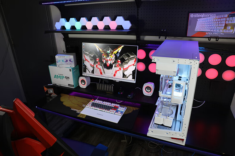 PHANTEKS NV7 White Panoramic View, Pillarless Panoramic Case (Replaceable I/O Ports, Supports 3x360 Water Cooling, ARGB Dual Long Graphics Cards, Dual Channel Light Control) 28