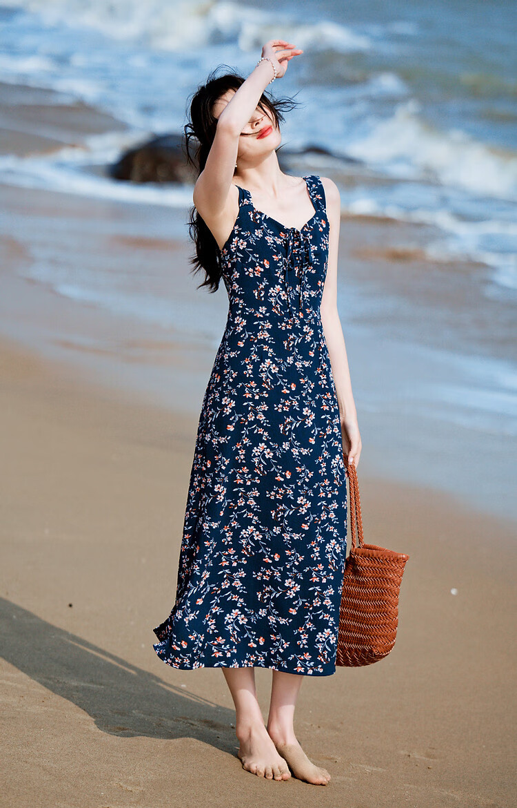Dme [Xiao Xing Gan "Da Ji" Dress], Summer Holiday Style, Small Floral Print, Spaghetti Strap, Bodycon, Waist-Cinching Women's Dress 9