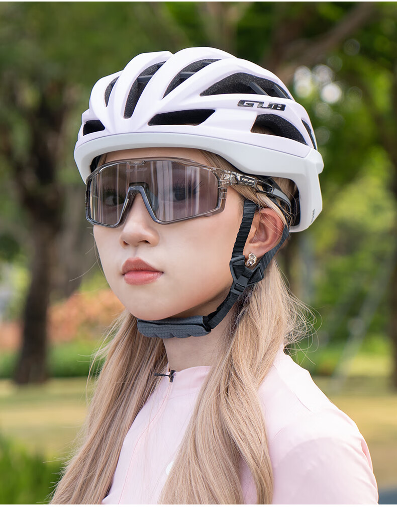 GUB Cycling Glasses with Photochromic Lenses for Day And Night Use, Outdoor Hiking Running, Unisex Road Mountain Bike Windproof Goggles 3
