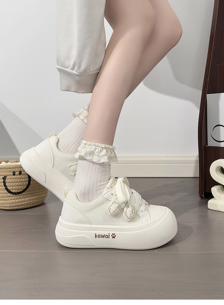 RENBEN Cute Velcro White Sneakers for Women, Popular Chunky Shoes, Versatile Canvas Shoes, White (Leather Surface), Size 40 5