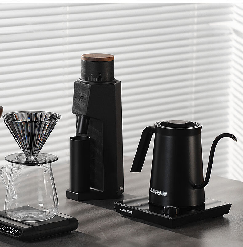 MHW-3BOMBER Assassination Bomber Temperature-Controlled Pour-Over Kettle, Electric Heating Pour-Over Flow Control Smart Coffee Kettle, Home Electric Water-Heated Tea Maker 23