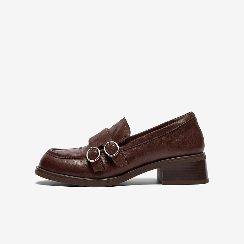 Женские лоферы Bata