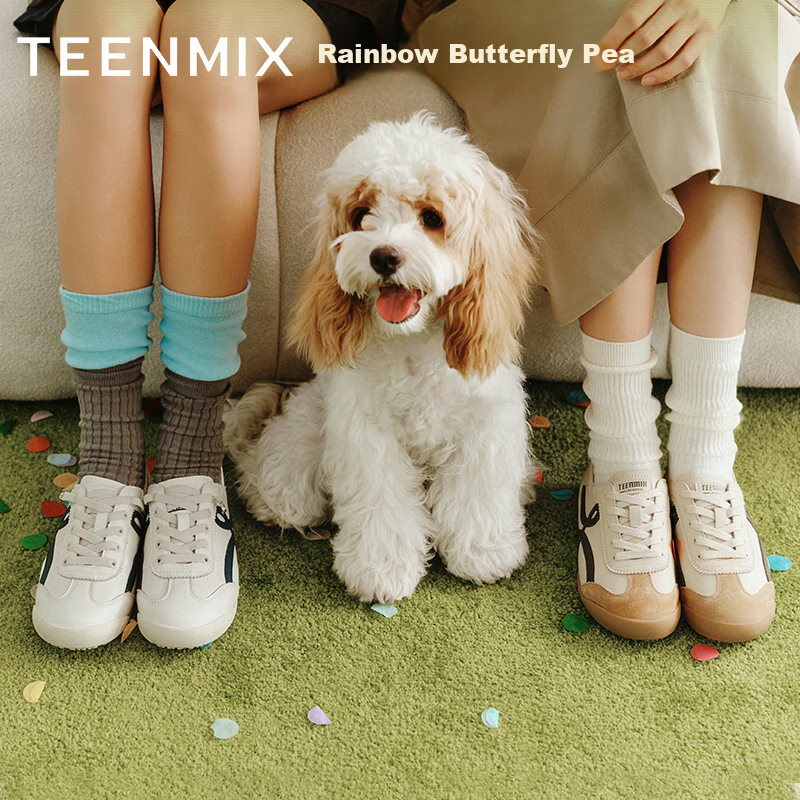 TEENMIX Women's Shoes, Flat Retro Training Sneakers, Versatile White Casual Shoes for Women, New Style