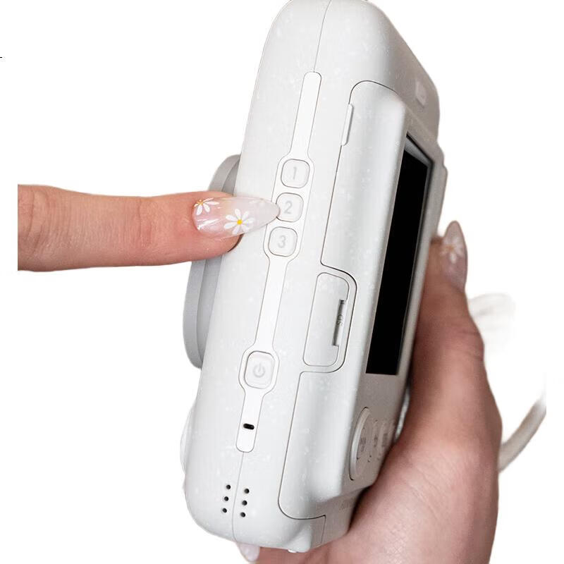 White Image 3