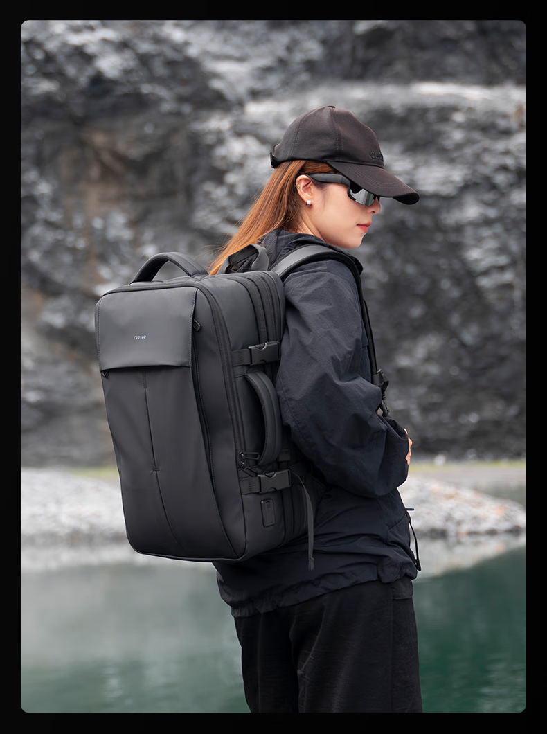 REEYEE Men's Multifunctional Large Capacity Travel Backpack 15