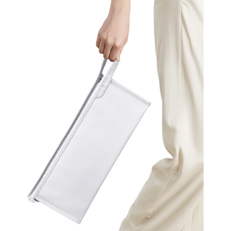 White Image 2