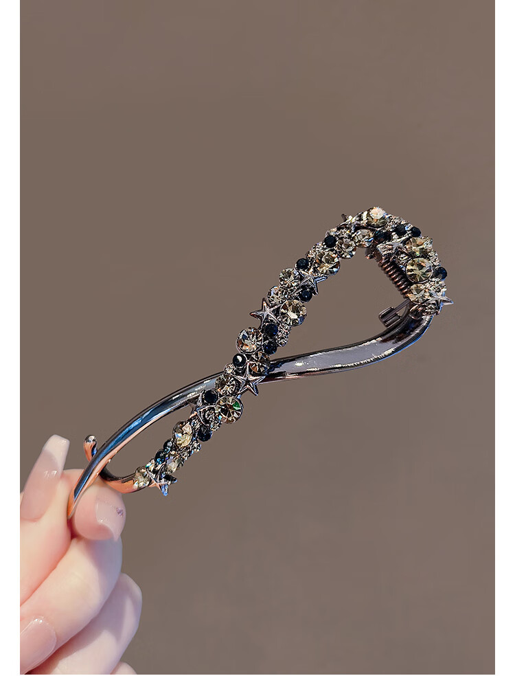 Dongyi Premium Hair Clip for Women 2025 Elegant Back Hair Bun Claw Clip Twist Clip Mom Hair Accessory Luxury Hairpin 1