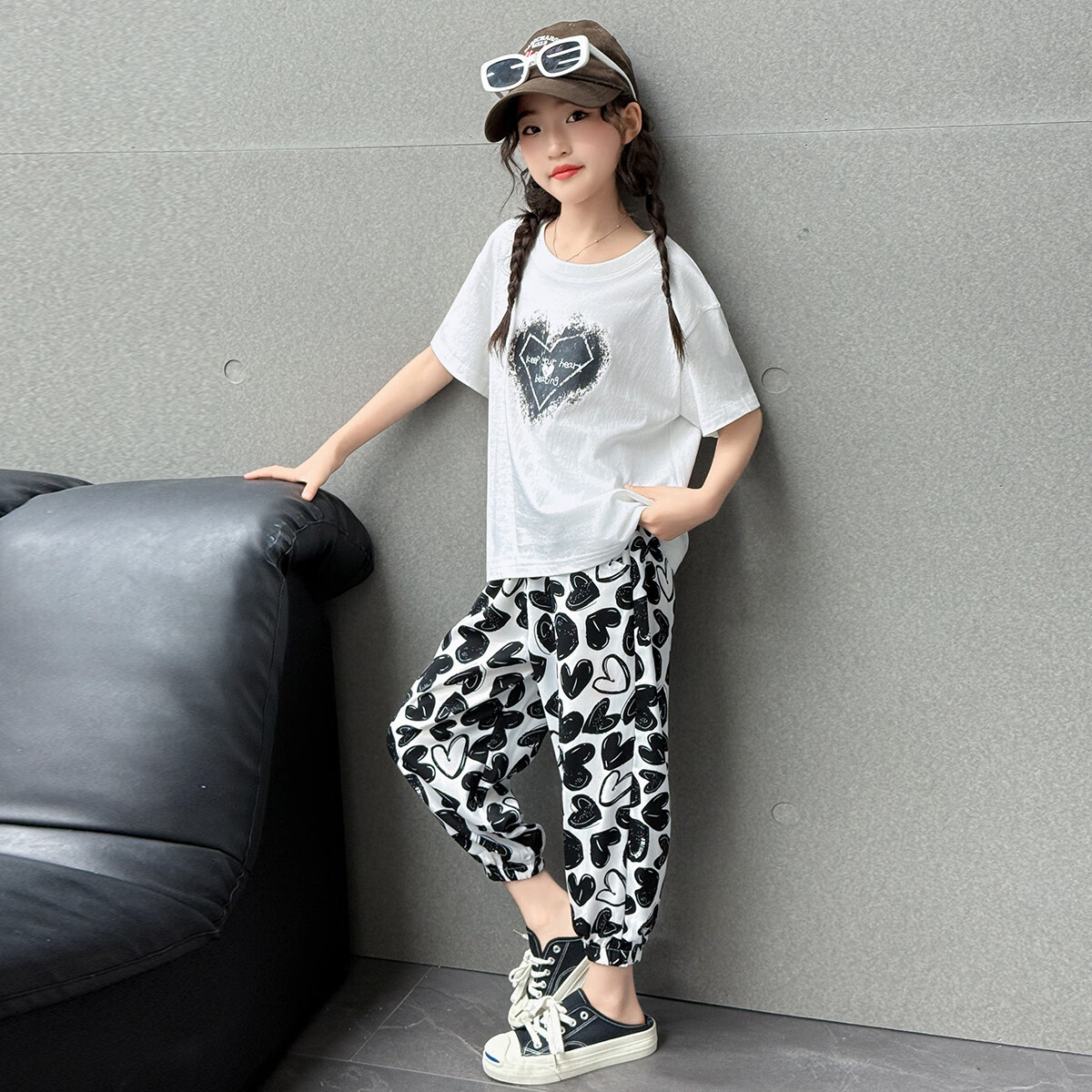 Mumuwu Girls' Summer Outfit, 2026 New Stylish Collection, Casual Short-Sleeve T-Shirt for Older Children, Two-Piece Summer Wear for Kids
