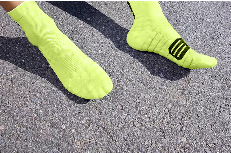 361° Feiran Sports Mid-Calf Socks Towel Bottom Breathable Running Long Socks White/3 Pairs One Size 17