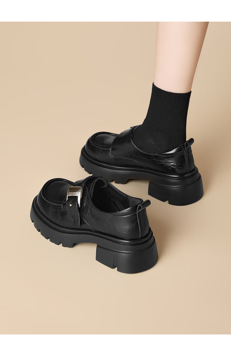 St&Sat Fleece-Lined Loafers for Women 2025 New Winter Warmth Small Size Height Increase British Style Comfortable Versatile Black Leather Shoes 9