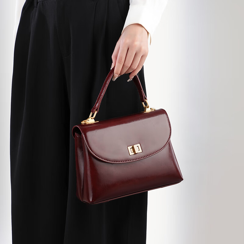 Millies Leather Handbag, Women's Crossbody Bag, Wedding Bag, Light Luxury Shoulder Tote Bag, Birthday And Mother's Day Gift, Practical Present for Mom 1