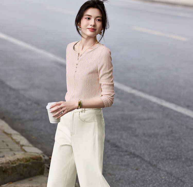 Sentubila [Solid Color Long-Sleeve T-Shirt], 2025 Autumn Vertical Striped Textured V-Neck Placket Three-Button Elastic Long T-Shirt 4