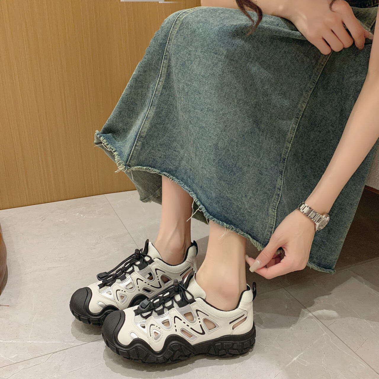 Женские аквашузы Luji, сандалии в стиле Crocs, пляжная обувь, обувь для ходьбы по воде, повседневная обувь, утолщенная нескользящая подошва, черные, размер 37