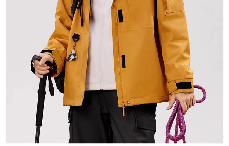 CAMEL Outdoor Waterproof, Windproof And Breathable Jacket for Men And Women, Three-In Fleece-Lined Warm Mountaineering Coat 40