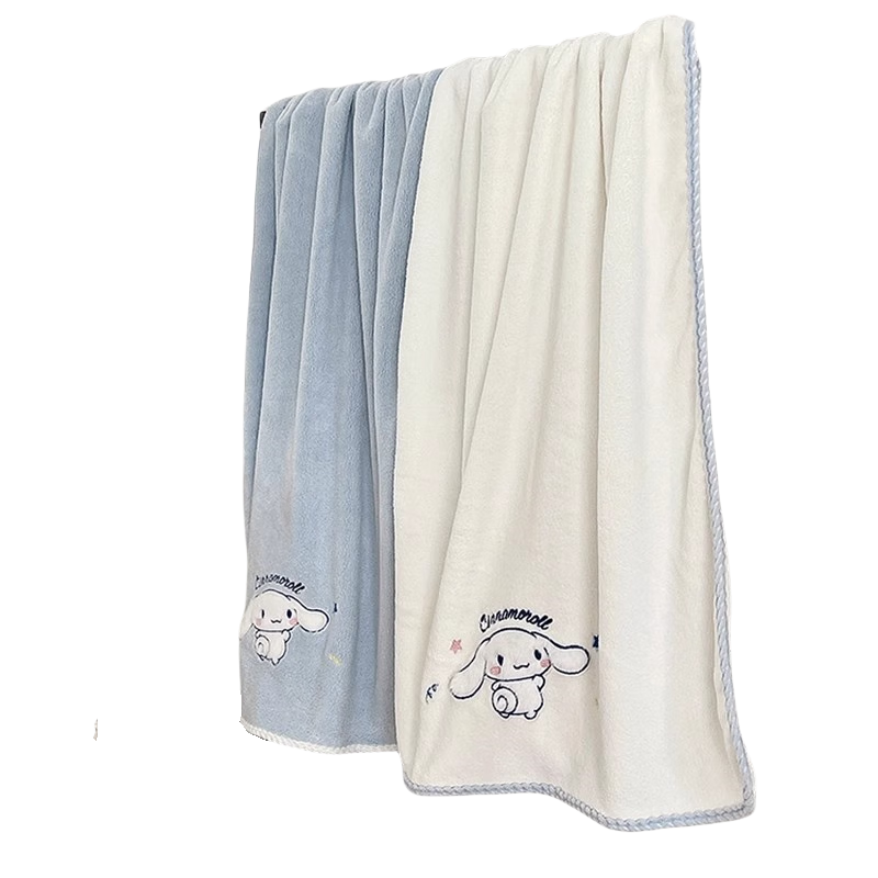 Fanyejia Cute Bath Towel for Women, Wearable And Wrapable, Coral Fleece Towel for Student Dormitory, Absorbent And Quick-Drying, Couple's Wrap Towel for Home And Sports Use