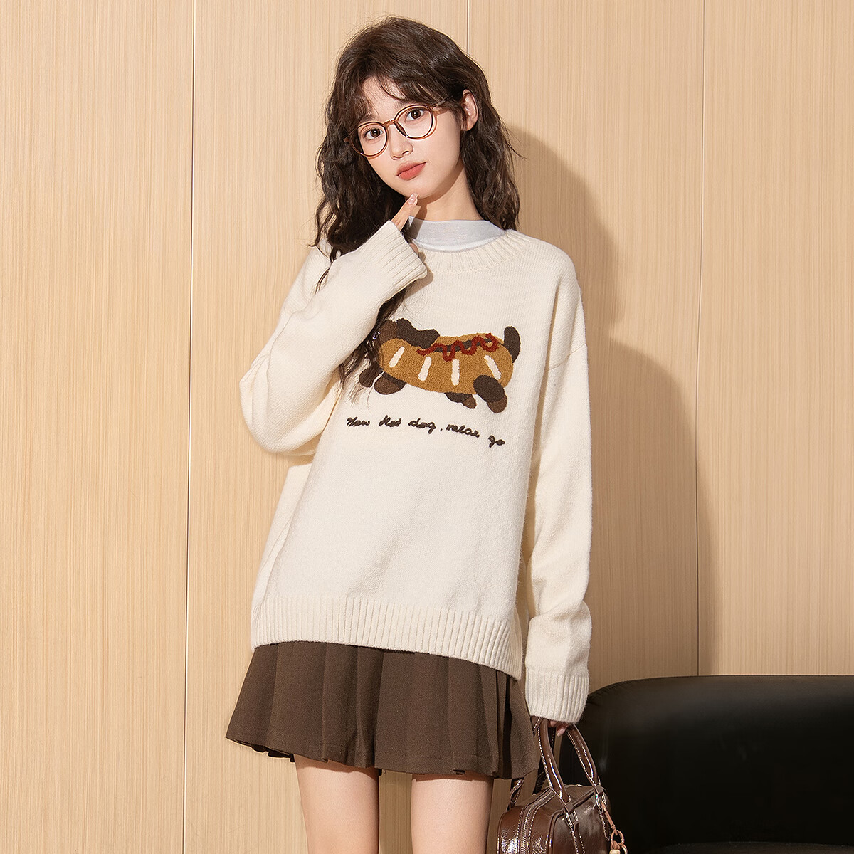 Tangshi 2025 Autumn Winter Women's Crew Neck Front Large Pattern Towel Embroidery Knit Sweater