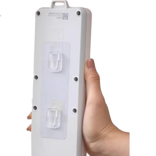 White Image 2