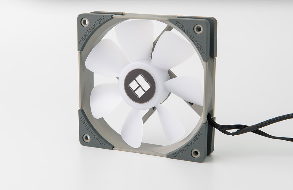 利民thermalrighttlr12机箱风扇散热风扇套装120rgb12v灯光电脑机箱