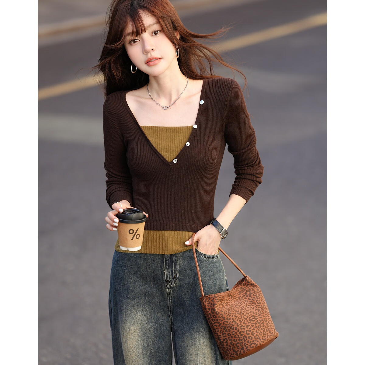 MT Butter Canelé Autumn Vintage Two-Tone Layered Wool Blend Short Knit Sweater for Women
