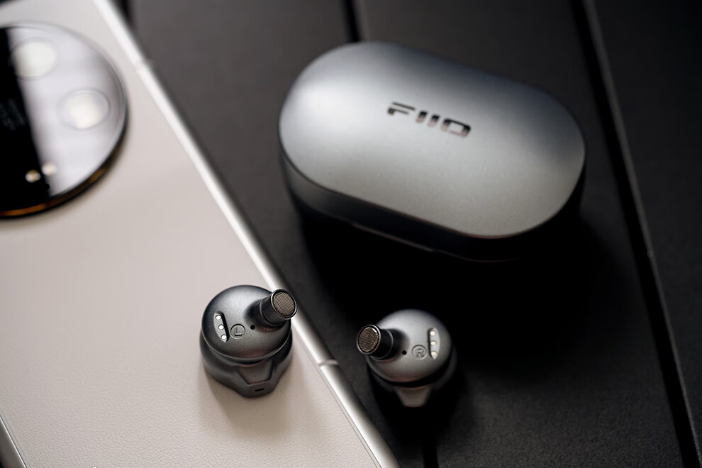 FiiO FW3 True Wireless HiFi High-Resolution Audio Player Deep Space Gray 22