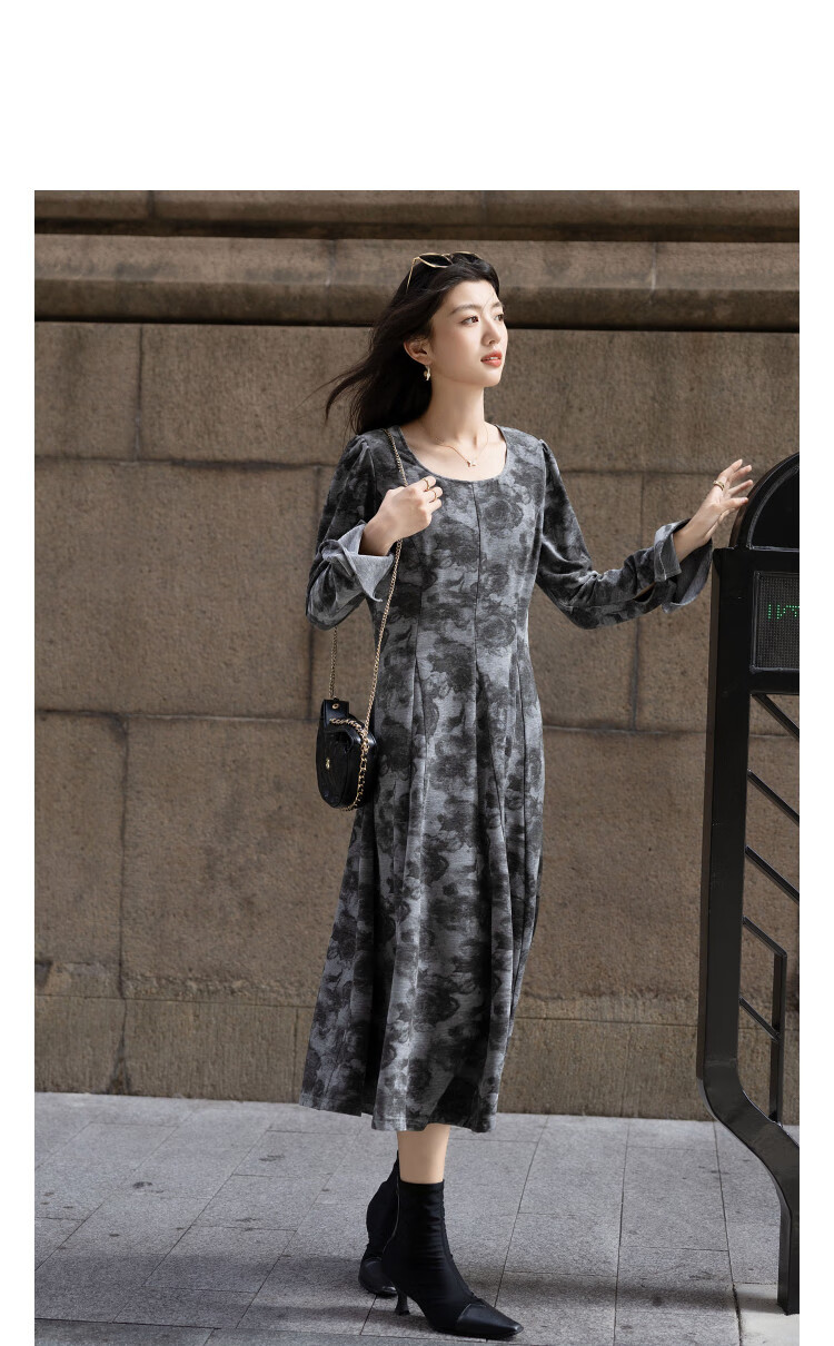 Demana Artistic Style Winter Gradient Print Round Neck Flared Sleeve Waist Cinched A-Line Slimming Women's Dress 1