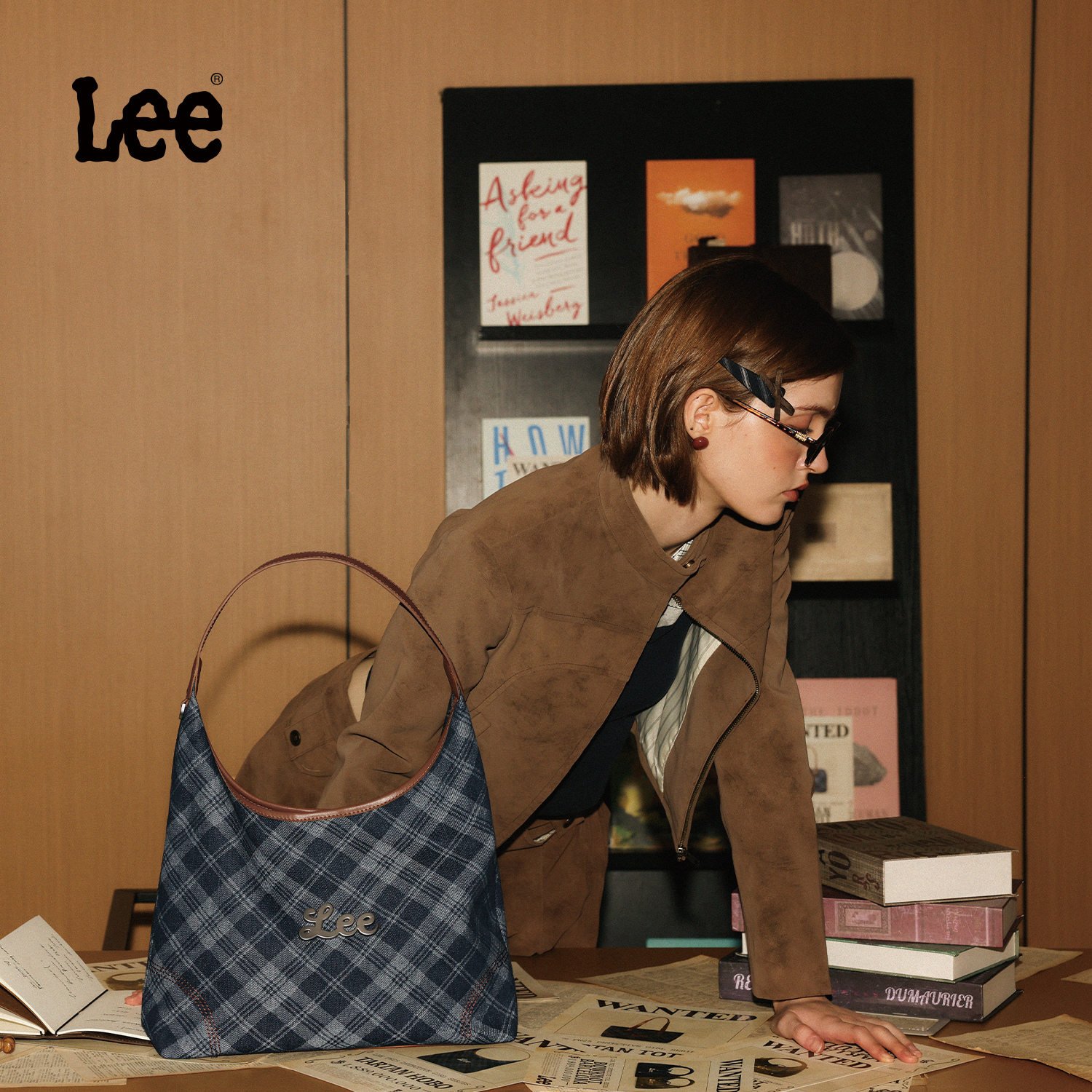 Lee New British Style Plaid Shoulder Bag for Women Autumn Winter Simple Underarm Bag Commuter Versatile Christmas New Year Gift