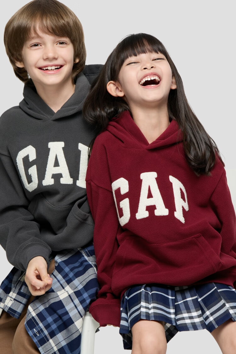 GAP Kids Unisex Autumn Logo Fleece Hoodie 804638 2