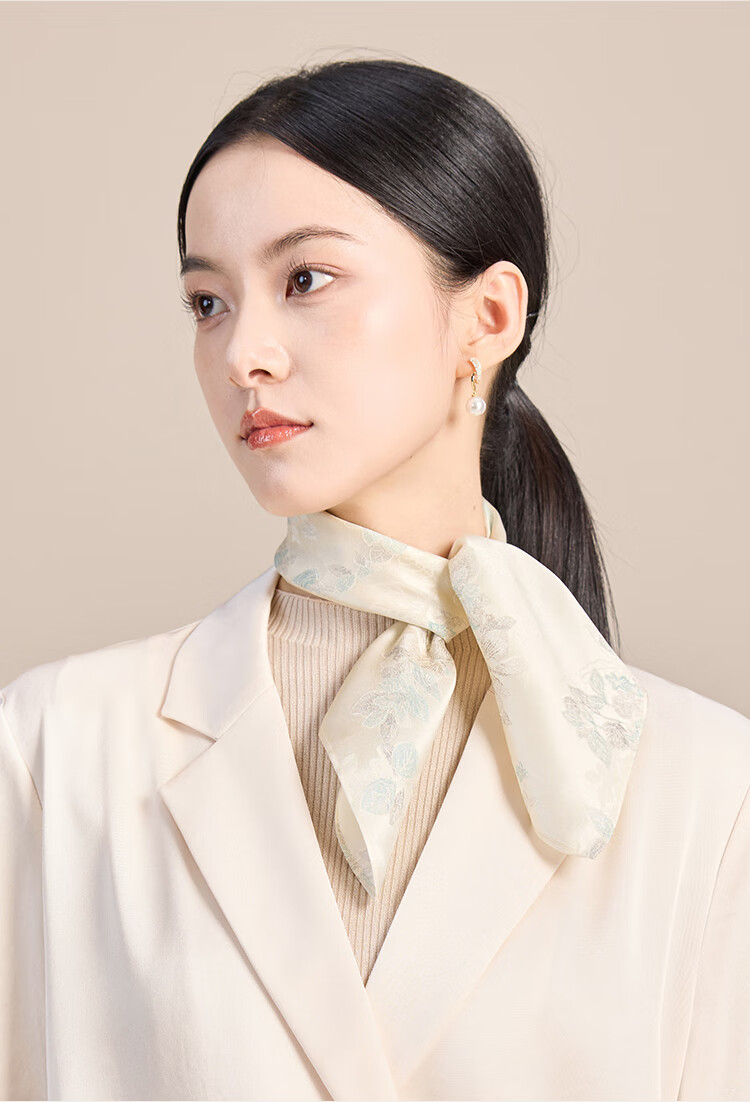 JIUMU 100% Mulberry Silk Scarf, Square Shawl for Women, Gift for Teachers And Mothers, Birthday Present, Gift Box Packaging 9