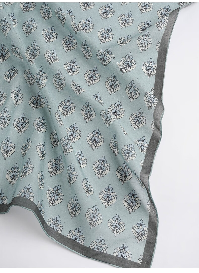 Hangsifu Hangzhou Silk Mulberry Silk Scarf, Men's Square Scarf, Neck Wrap, Birthday Gift for Dad Or Husband, Light Blue 10