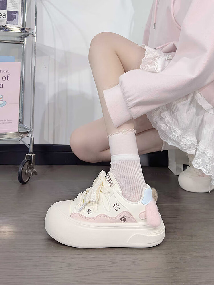 RENBEN Cute Pug Dog Big Head Shoes for Women, New Style Bread Shoes, Breathable Women's Shoes, Versatile White Sneakers, Yellow, Size 36 7