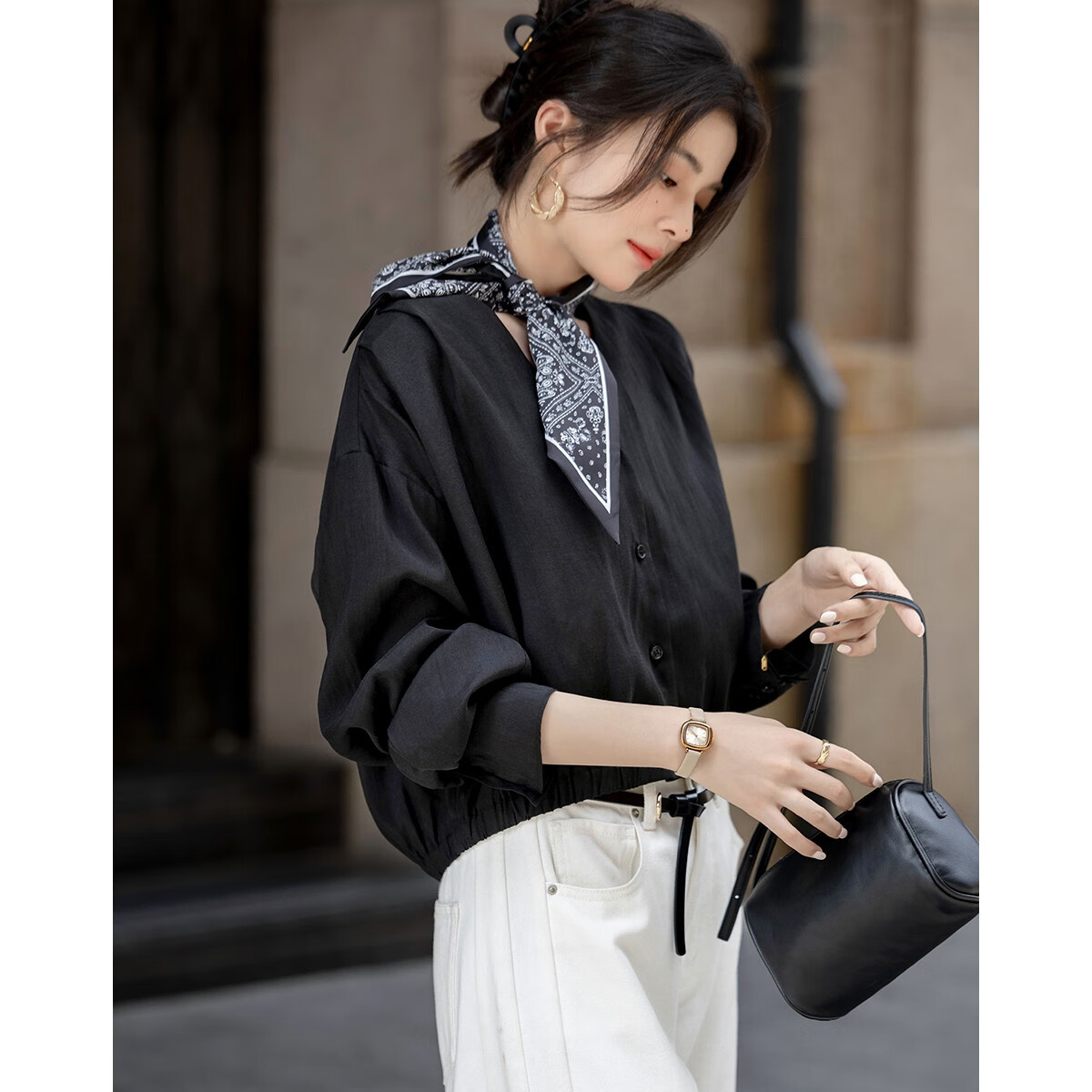 Dme [Breathable Lyocell] Autumn Contrasting Color Printed Scarf, V-Neck Shirt, Elastic Hem Blouse, Women's Top