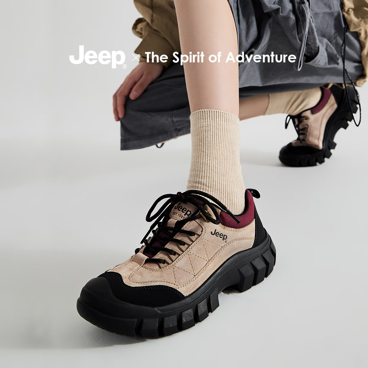 Jeep Women's Outdoor Hiking Shoes Autumn Winter Thick Sole Non-Slip Sports Shoes Trendy Casual Brown Red Size 35