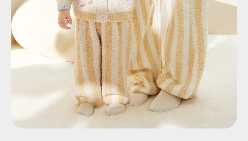 Babycare Children's Warm Homewear Parent-Child Autumn Winter Half Velvet Homewear Set Panda Off-White 100 Kids' Version 11