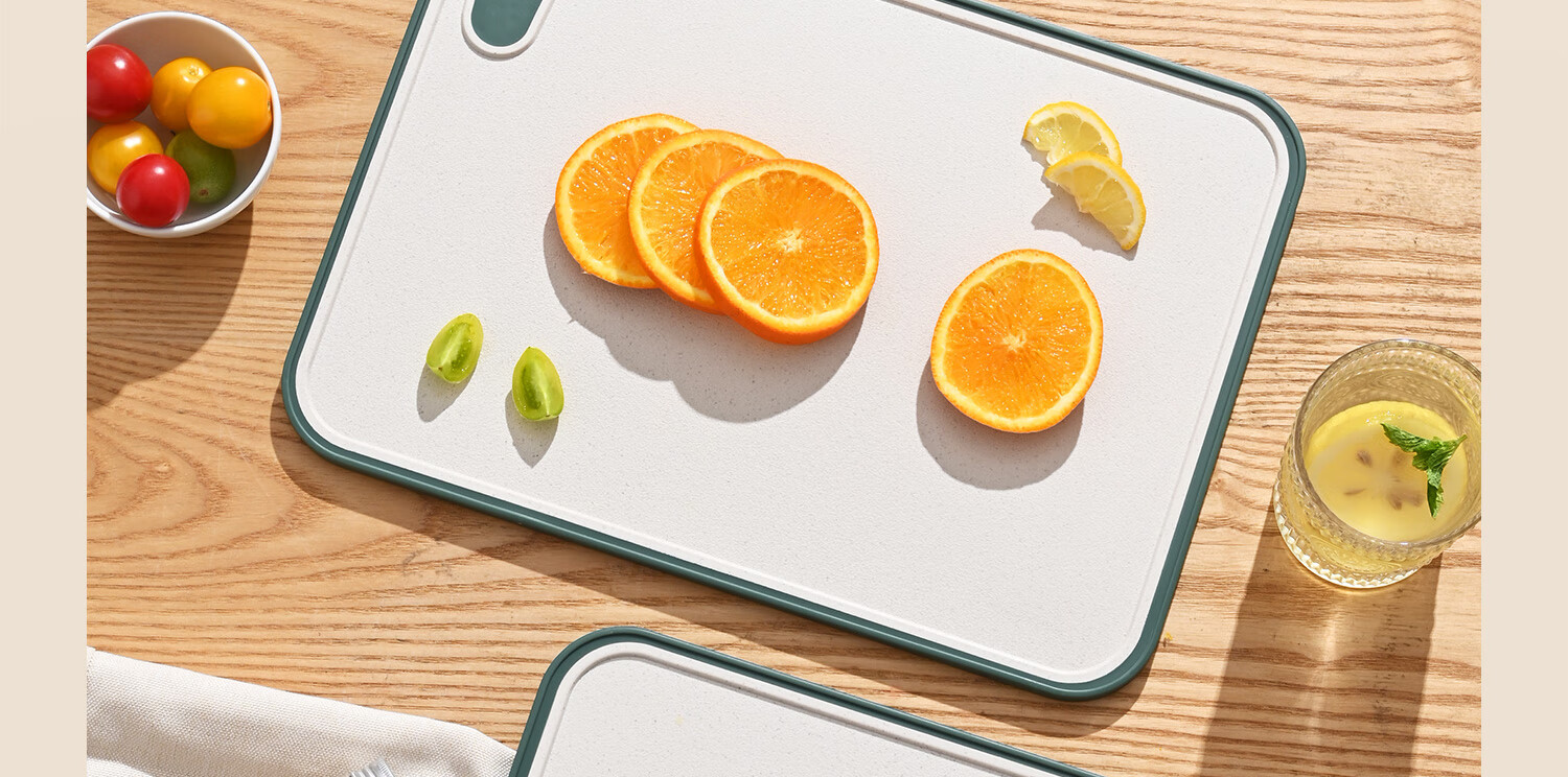 CaROTE Antibacterial and Mildew-Resistant Food-Grade Plastic Cutting Board for Fruits and Vegetables, 26cm, Baby Food Prep Board 3