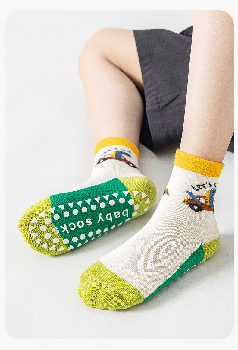 MiiOW Kids Non-Slip Anti-Cold Cotton Autumn Winter Boys Floor Socks Cartoon Green Dinosaur Sports Indoor Baby Socks 15