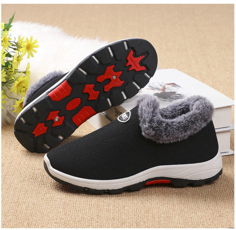FOOTOPPO Slip-On Fleece-Lined Cotton Shoes for Women, Warm Winter Footwear for Elderly, Traditional Beijing-Style Cotton Shoes for Seniors, Comfortable Slippers for Older Wome 9