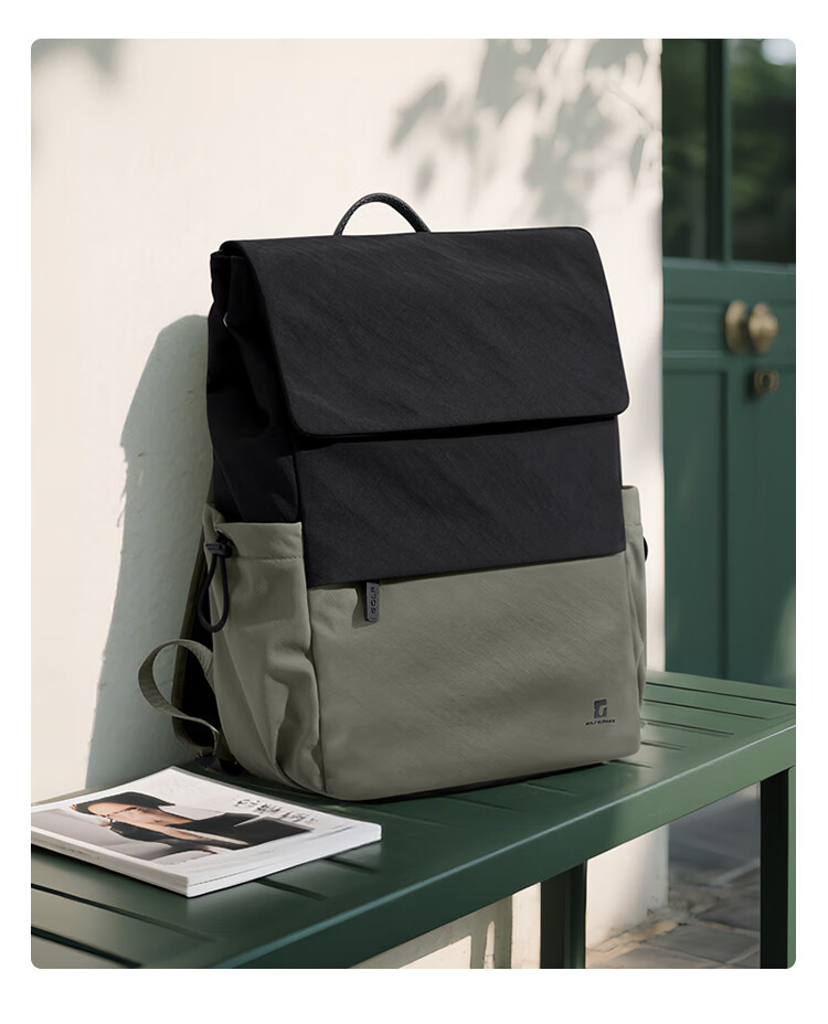 GOLF Backpack for Men And Women, Travel Laptop Bag, Lightweight Outdoor Sports Backpack for Students And Business Trips 9