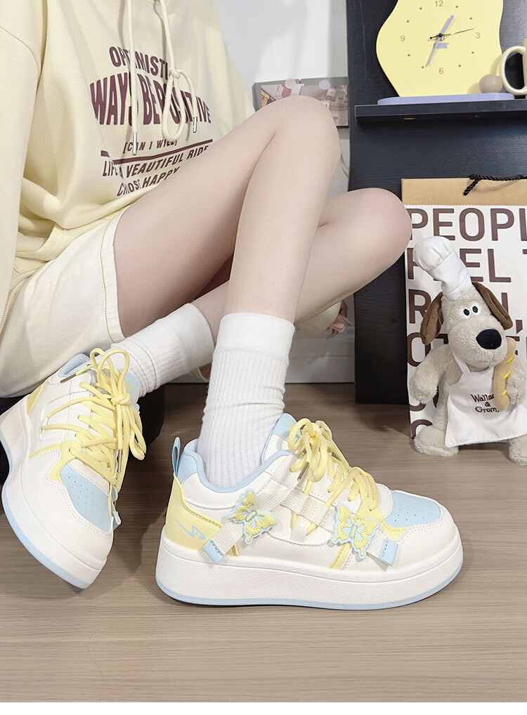 RENBEN Matcha Green Butterfly White Sneakers for Women, New Fashion Versatile Casual Shoes, Thick-Soled Korean Style Platform Shoes, White And Green, Size 38 12