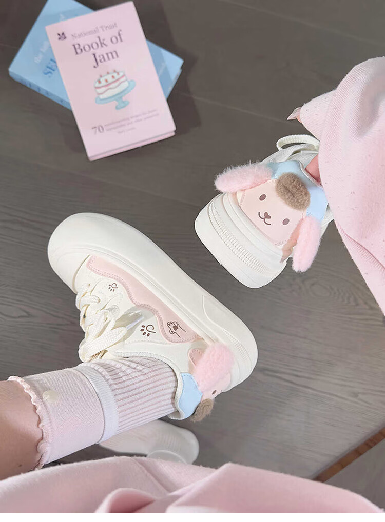 RENBEN Cute Pug Dog Big Head Shoes for Women, New Style Bread Shoes, Breathable Women's Shoes, Versatile White Sneakers, Yellow, Size 36 5