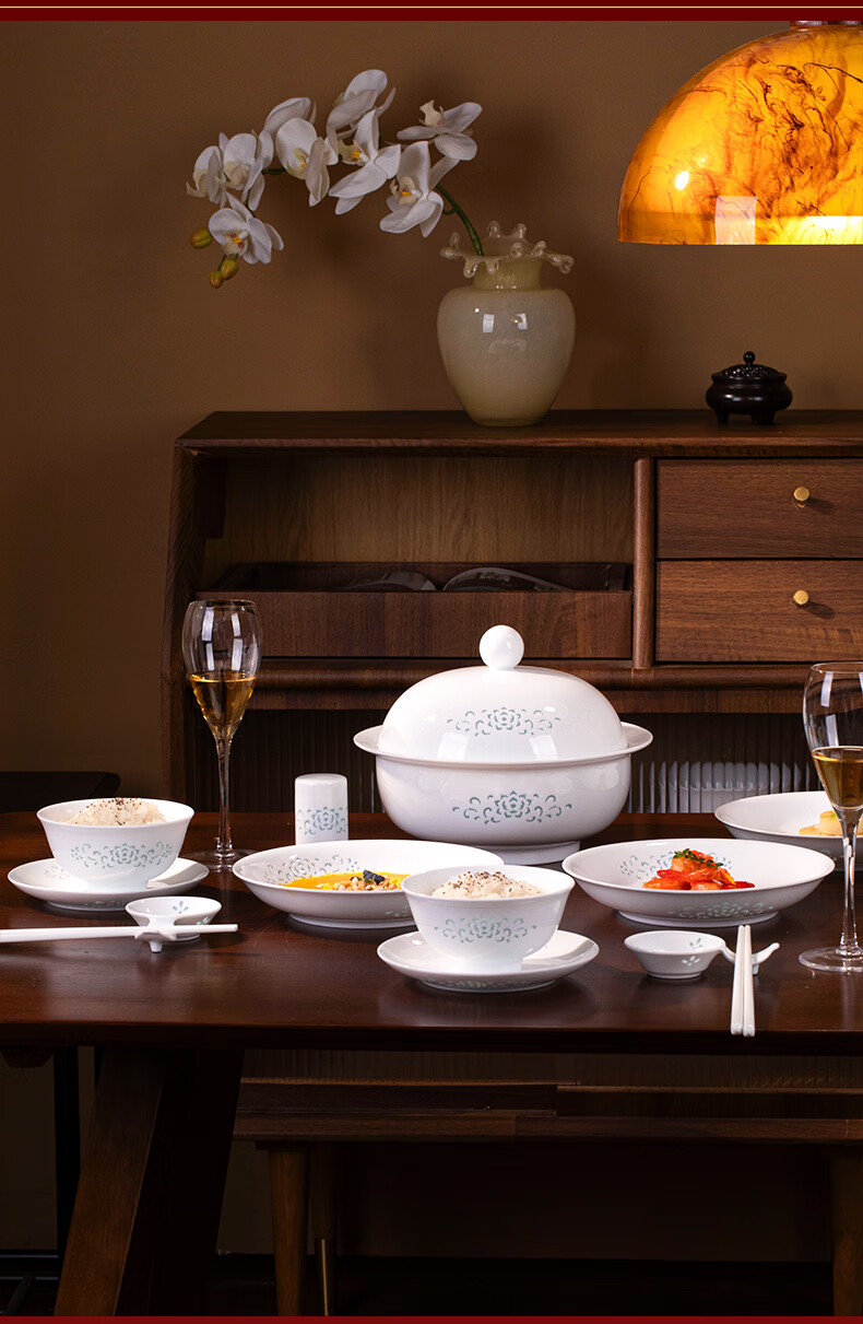 Lowei Jingdezhen Exquisite White Porcelain Dinnerware Set 2025 New Chinese Style Ceramic Bowls and Plates Housewarming Gift 11