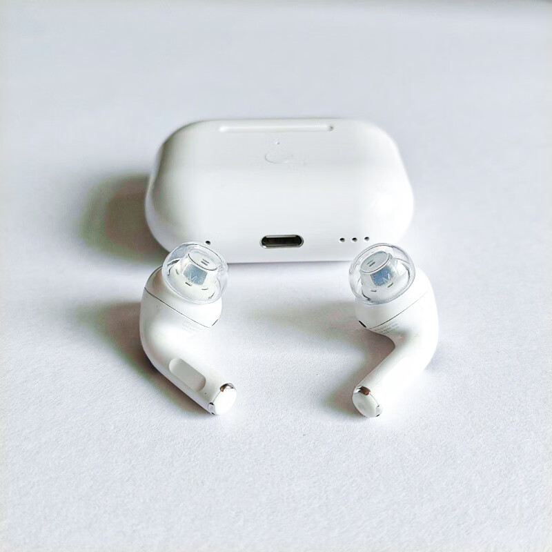 KOVOL Ear Tips And Caps Compatible with Apple AirPods Pro 1/2 And First/Second Generation, Liquid Silicone Earphone Covers, Non-Slip Transparent Earphone Protectors [Medium Size] 1 Pair 3
