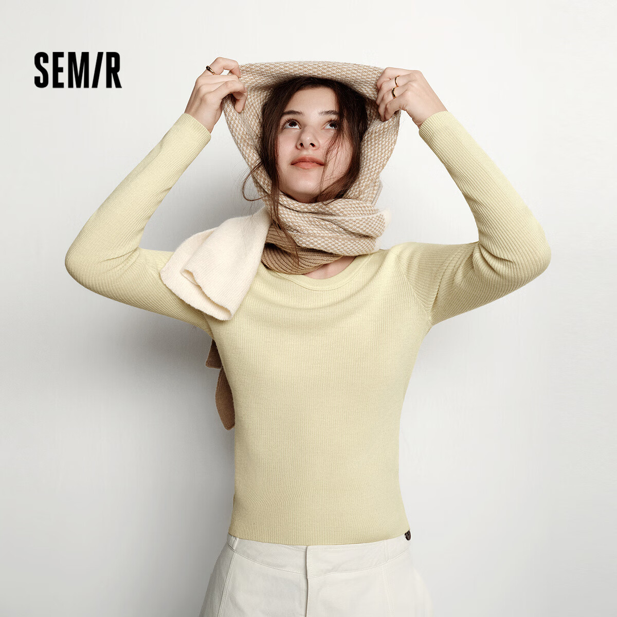 Semir Women's Winter Knitted Sweater Eggshell Neck Solid Slim Wool Top 2025 109725107004