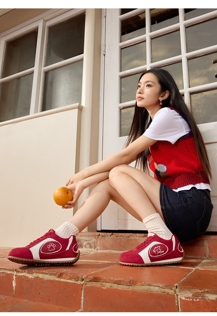 Josiny Quick Sketch Dog Collaboration 2026 Red Shoes for Women's Zodiac Year, Retro Sneakers, Casual Shoes, Red-Brown Color, Size 36 15