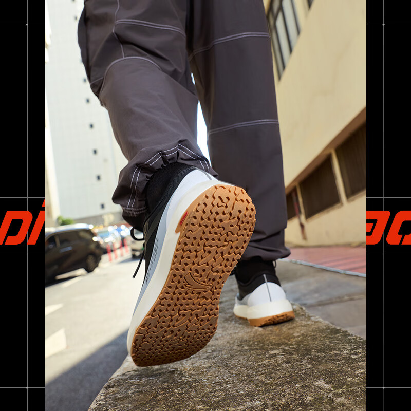 ANTA Din30 Rubber Non-Slip Wear-Resistant Running Shoes for Men Commuting Sports Outdoor Shoes [Z Brother Edition]
