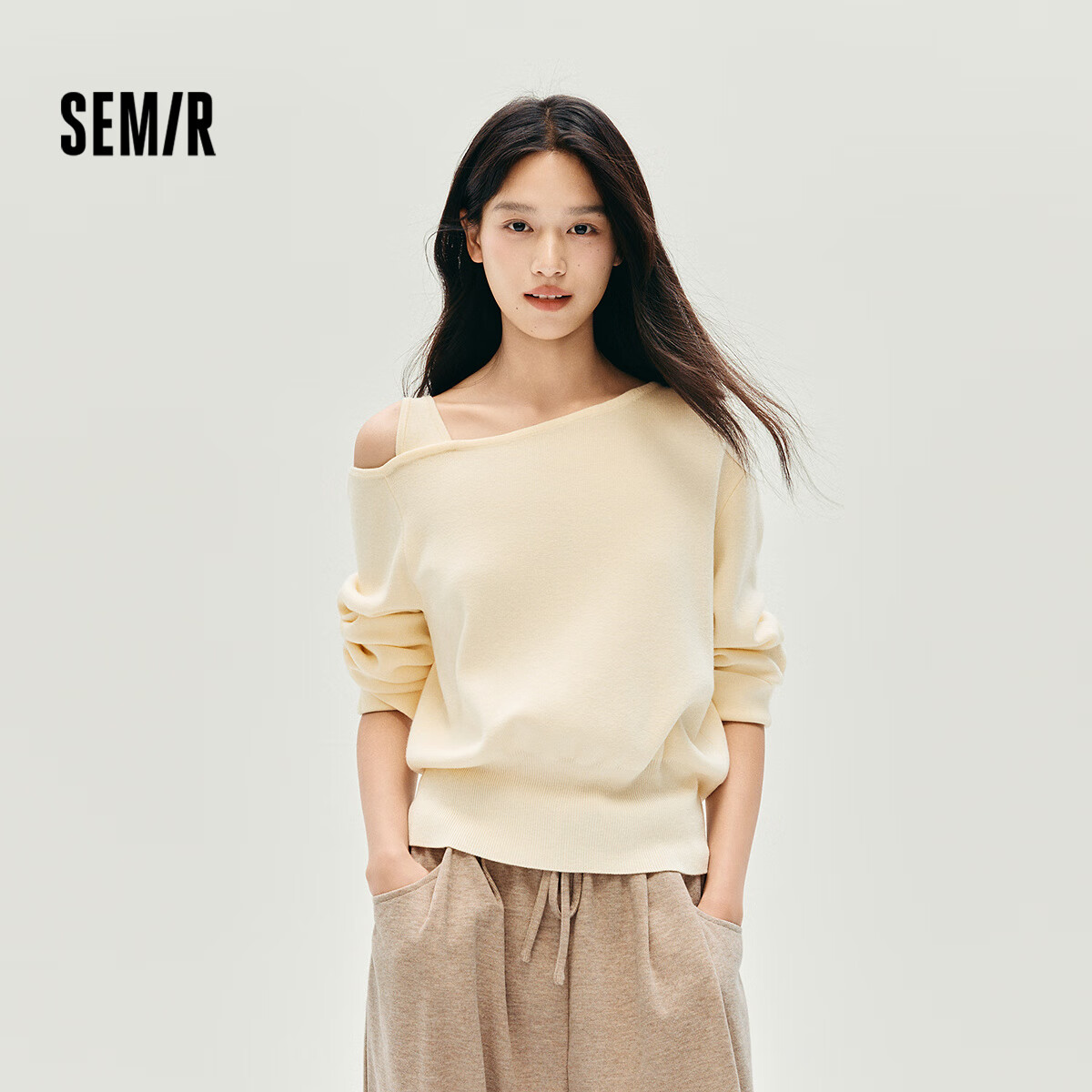 Semir Women's Winter Short Knit Sweater 2025 Off-Shoulder Split Design Top 10A725107002
